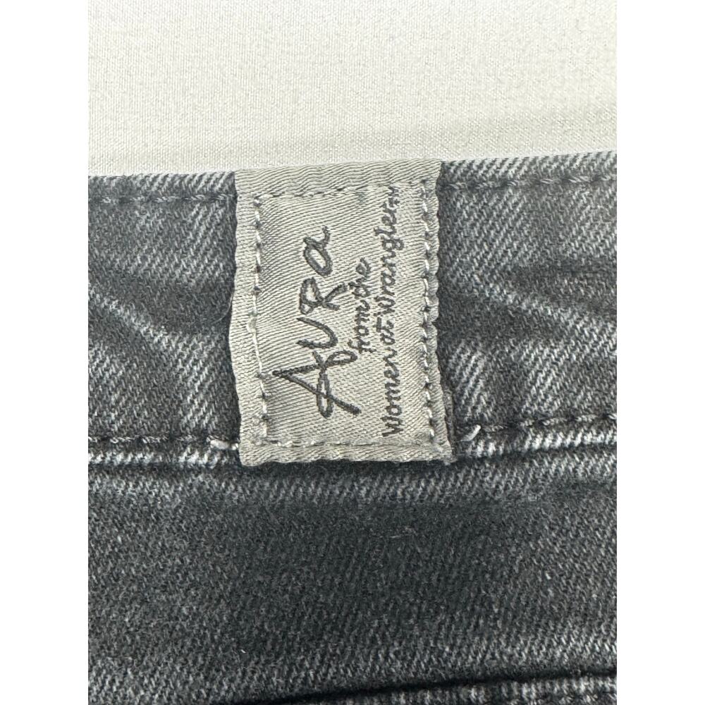 Aura by Wrangler Women's Short Rise Straight Leg Black Jean -Size 10P (32x28.5)* - Picture 3 of 6